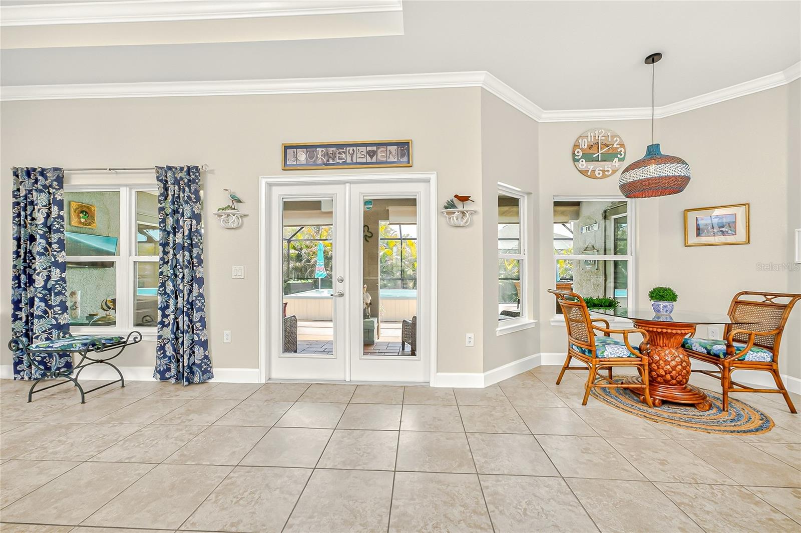 ROTONDA LAKES - Residential