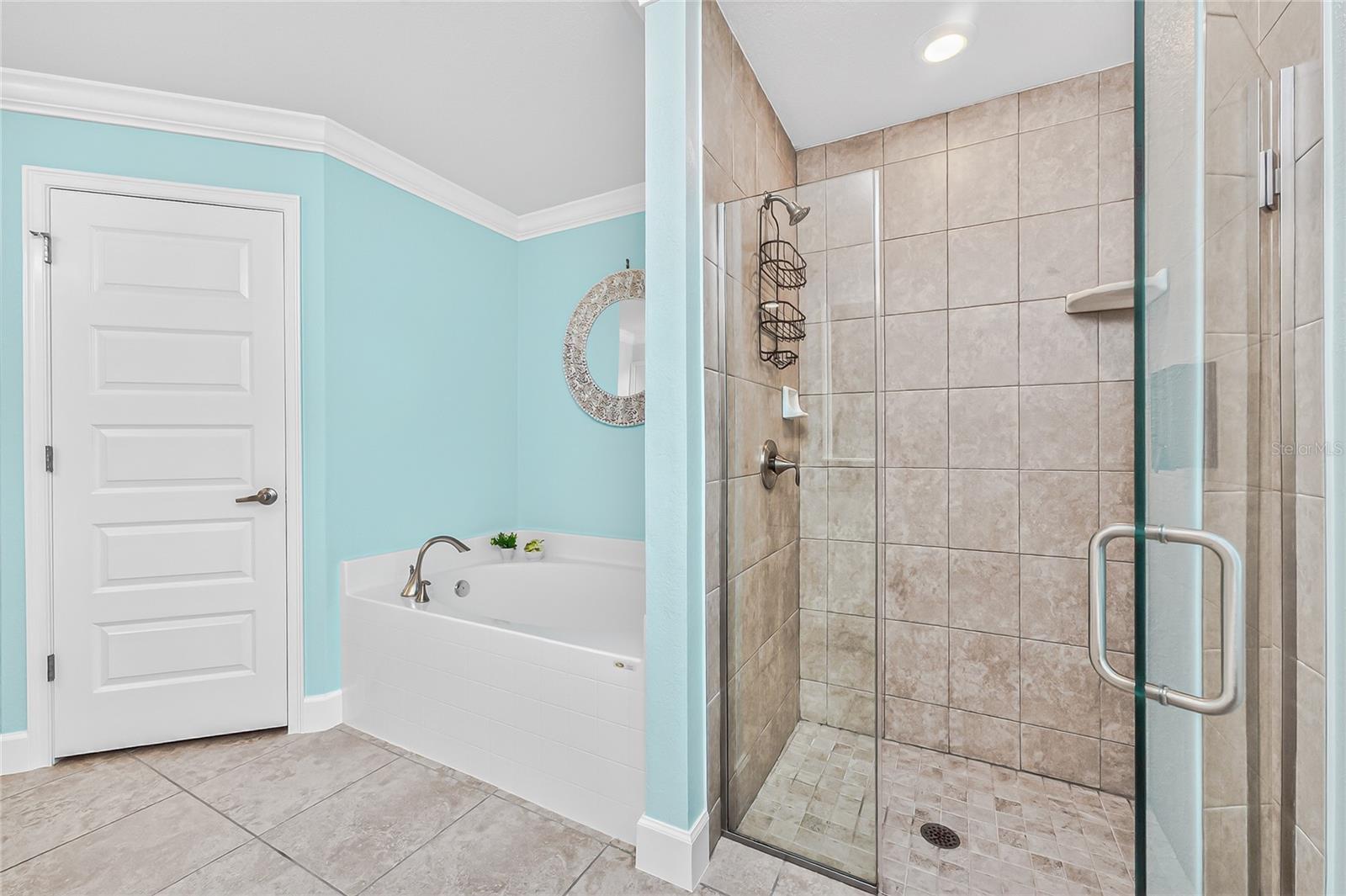 ROTONDA LAKES - Residential