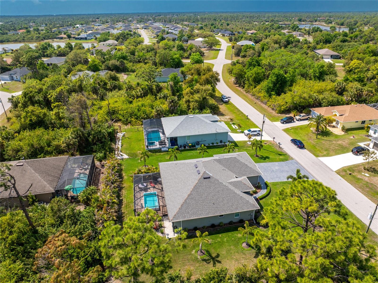 ROTONDA LAKES - Residential