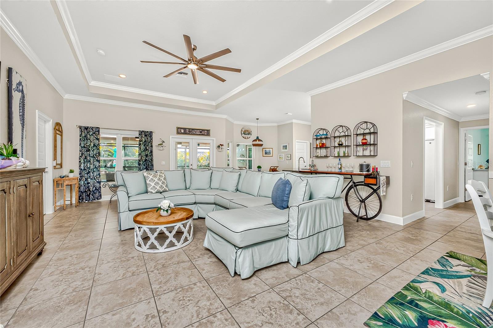 ROTONDA LAKES - Residential