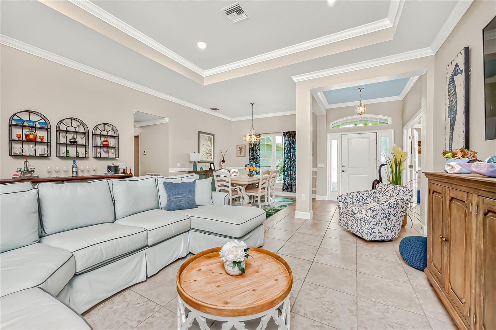 ROTONDA LAKES - Residential