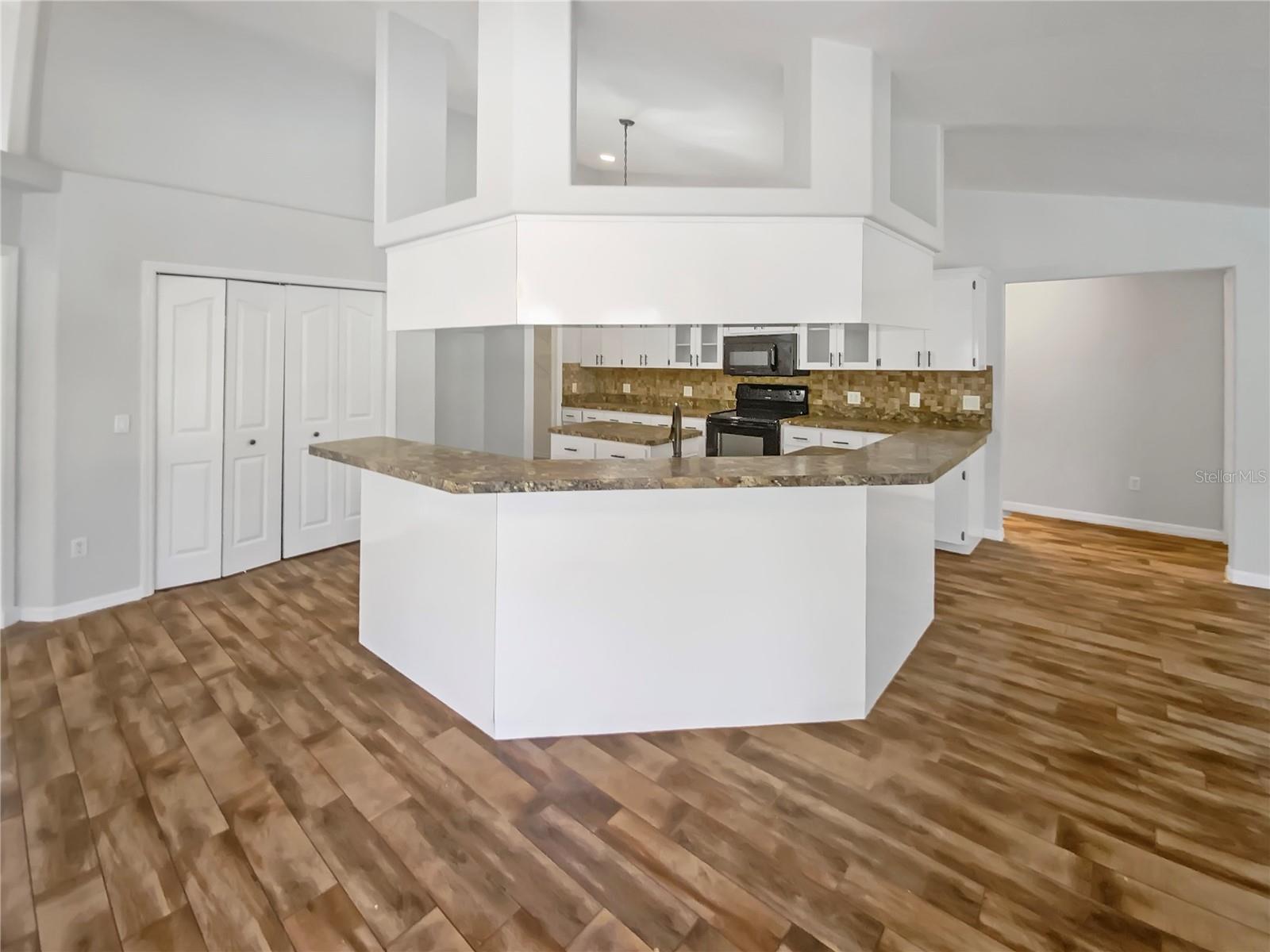 PINE RIDGE UNIT 03 - Residential