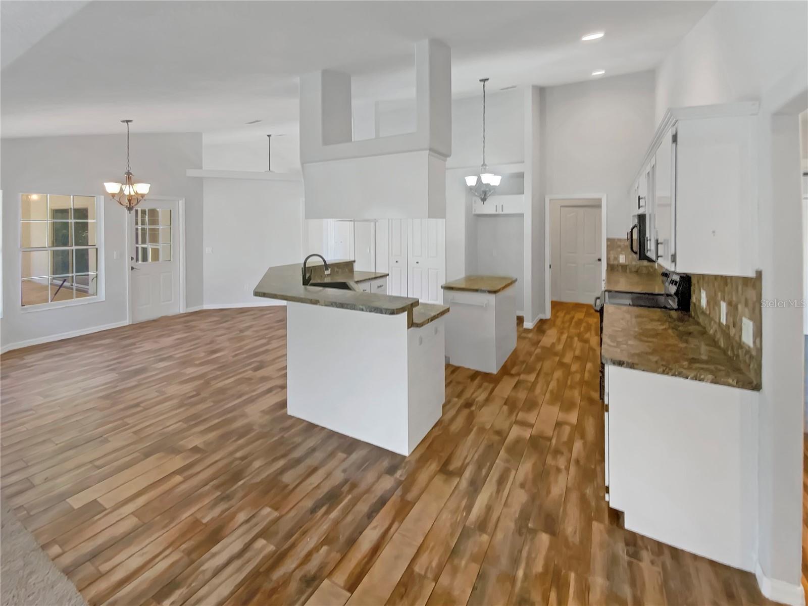 PINE RIDGE UNIT 03 - Residential