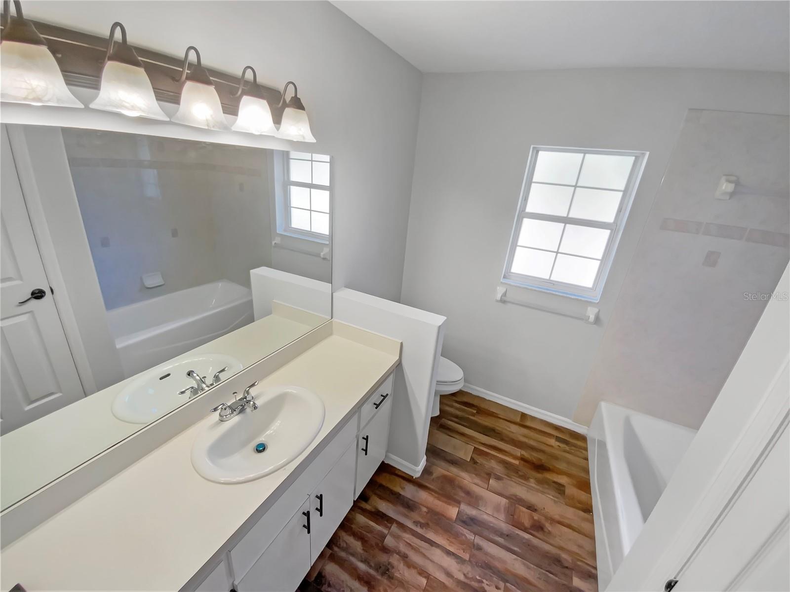 PINE RIDGE UNIT 03 - Residential