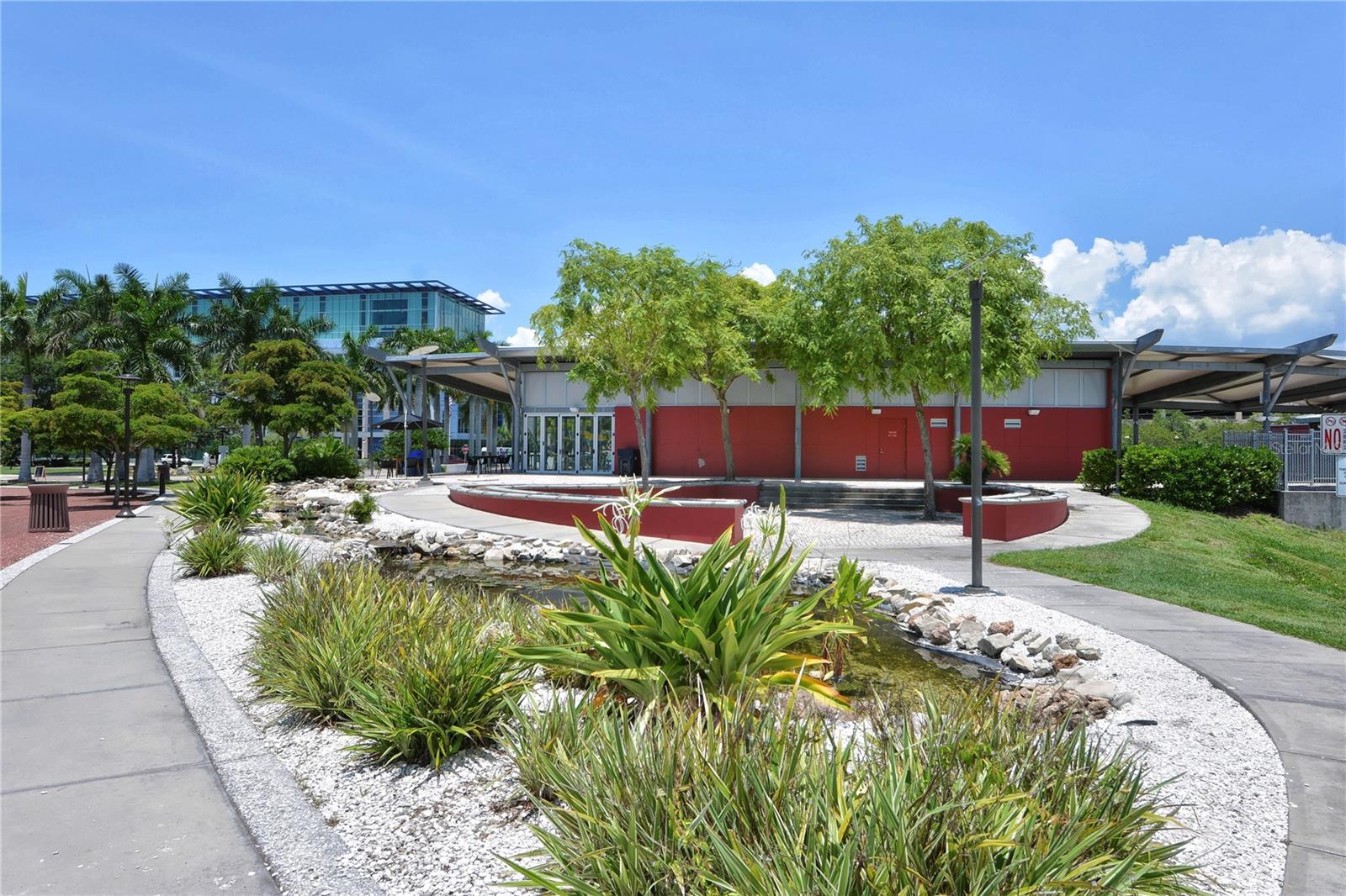 MENTONE COURT - Residential