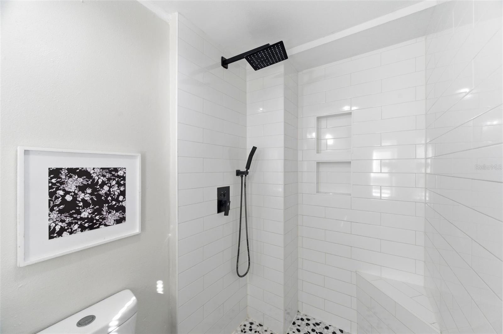 ANGUS VALLEY - Residential