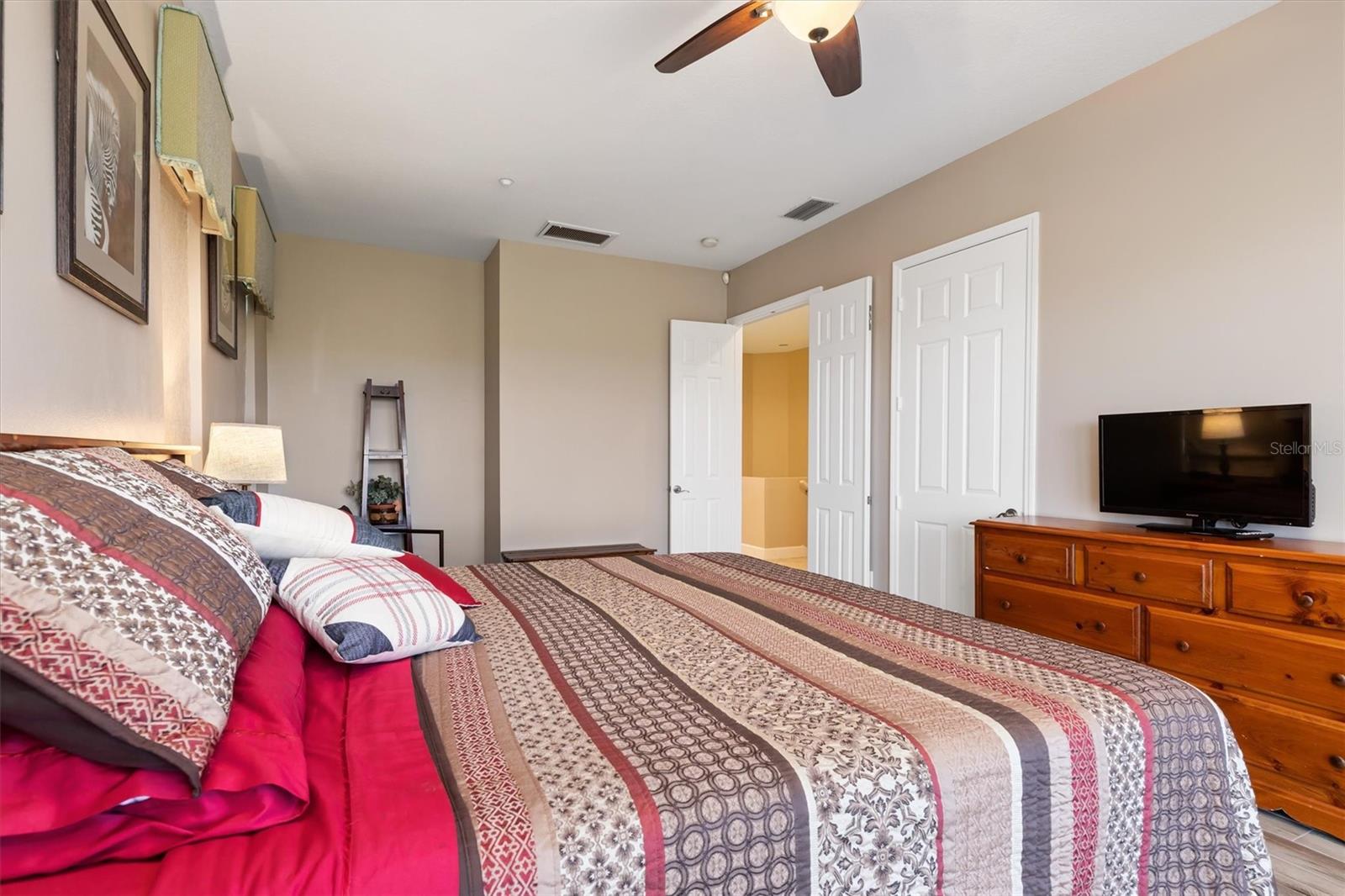 LANDINGS/CORAL CRK - Residential