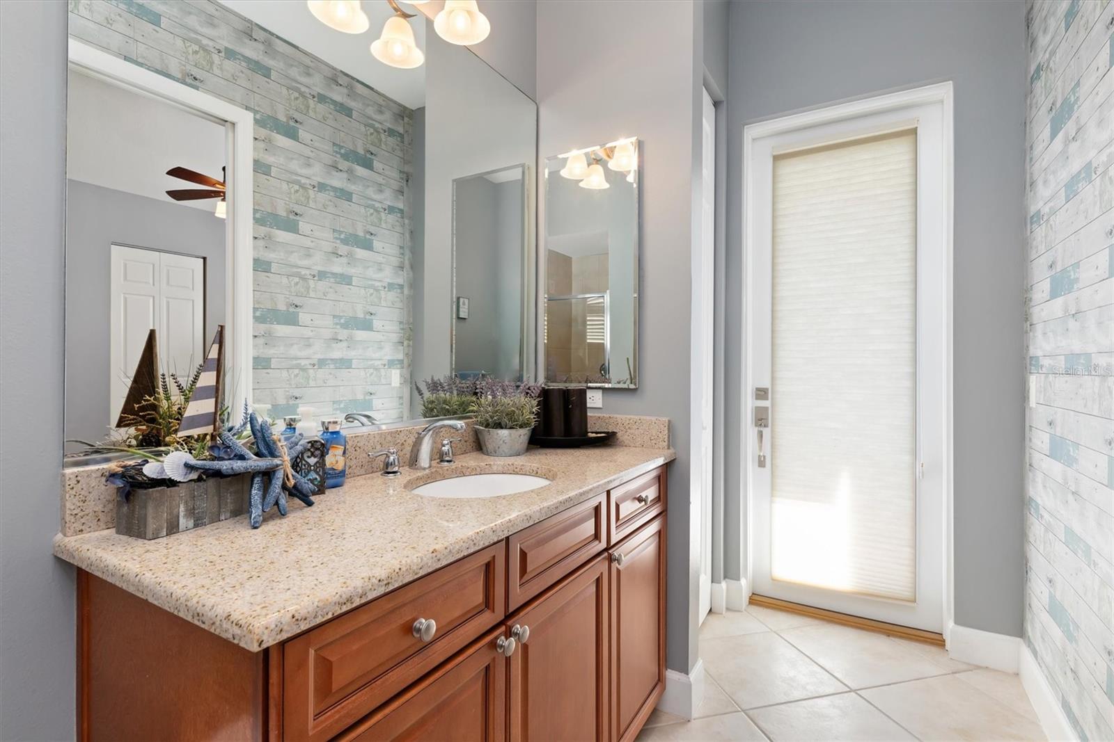 LANDINGS/CORAL CRK - Residential