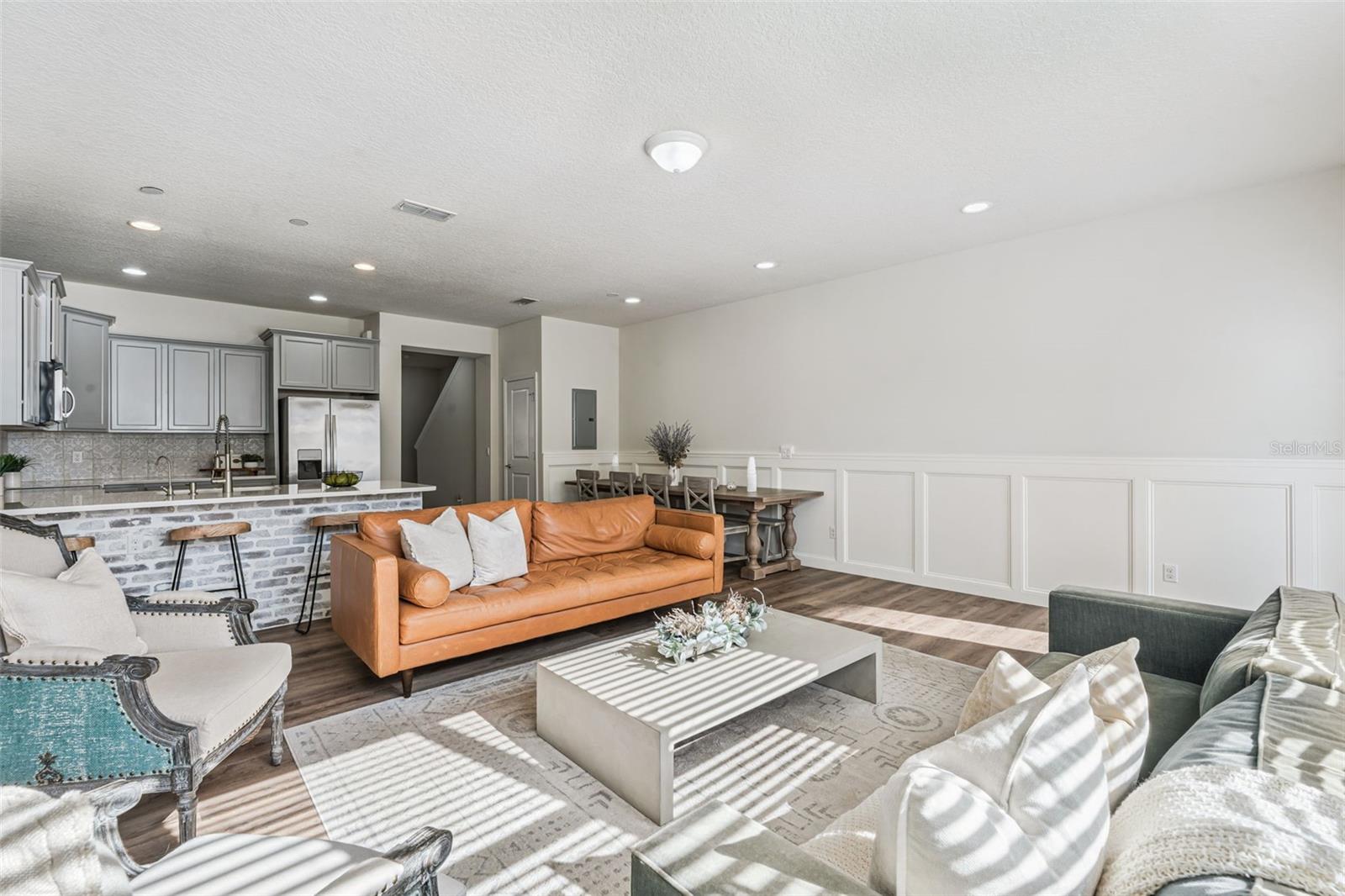 LAKESHORE AT NARCOOSSEE PH 1 - Residential