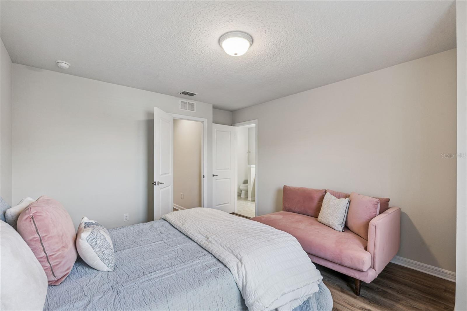 LAKESHORE AT NARCOOSSEE PH 1 - Residential