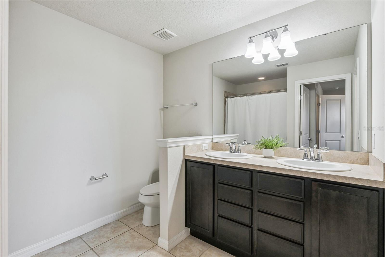 LAKESHORE AT NARCOOSSEE PH 1 - Residential