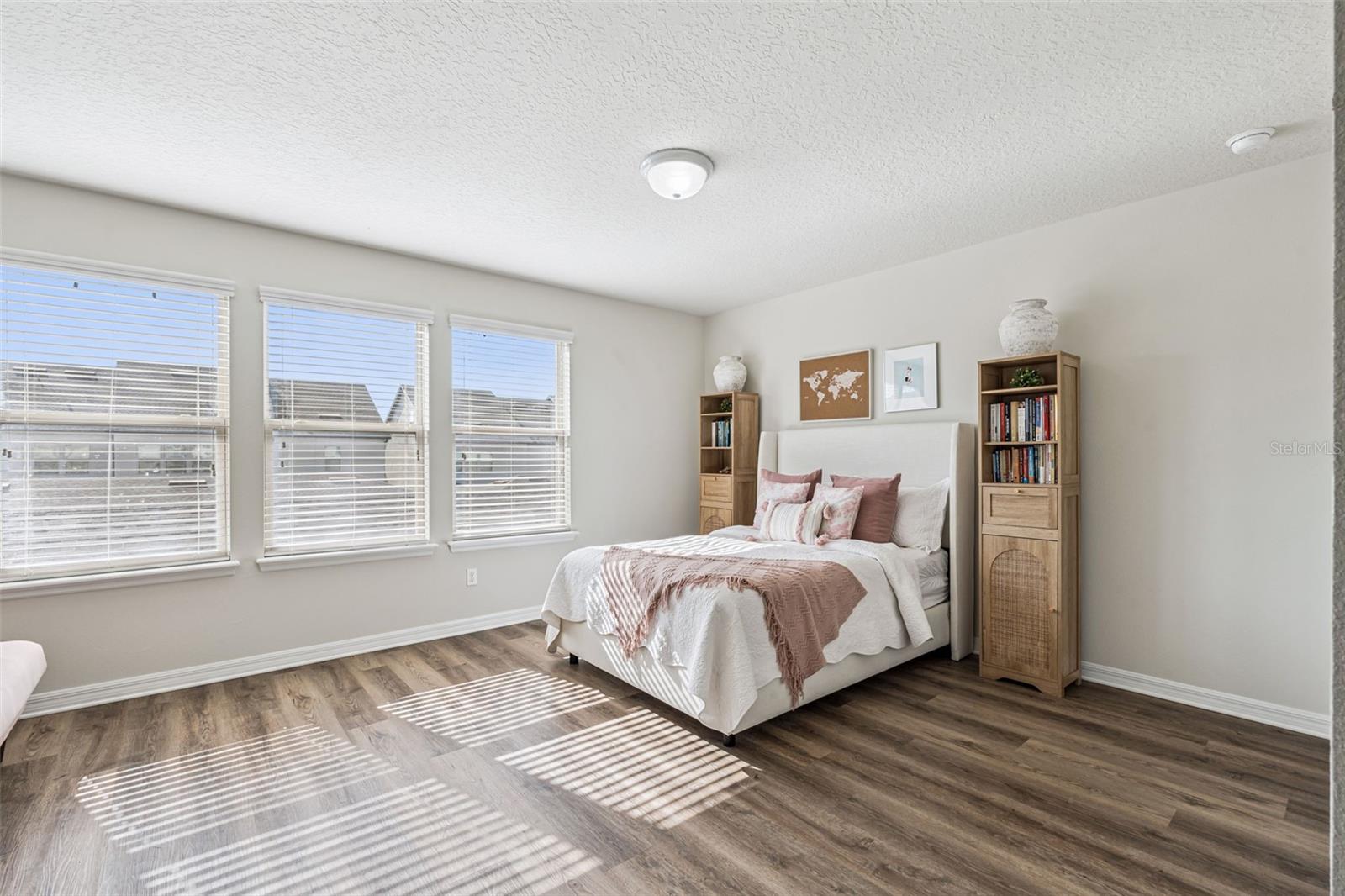 LAKESHORE AT NARCOOSSEE PH 1 - Residential