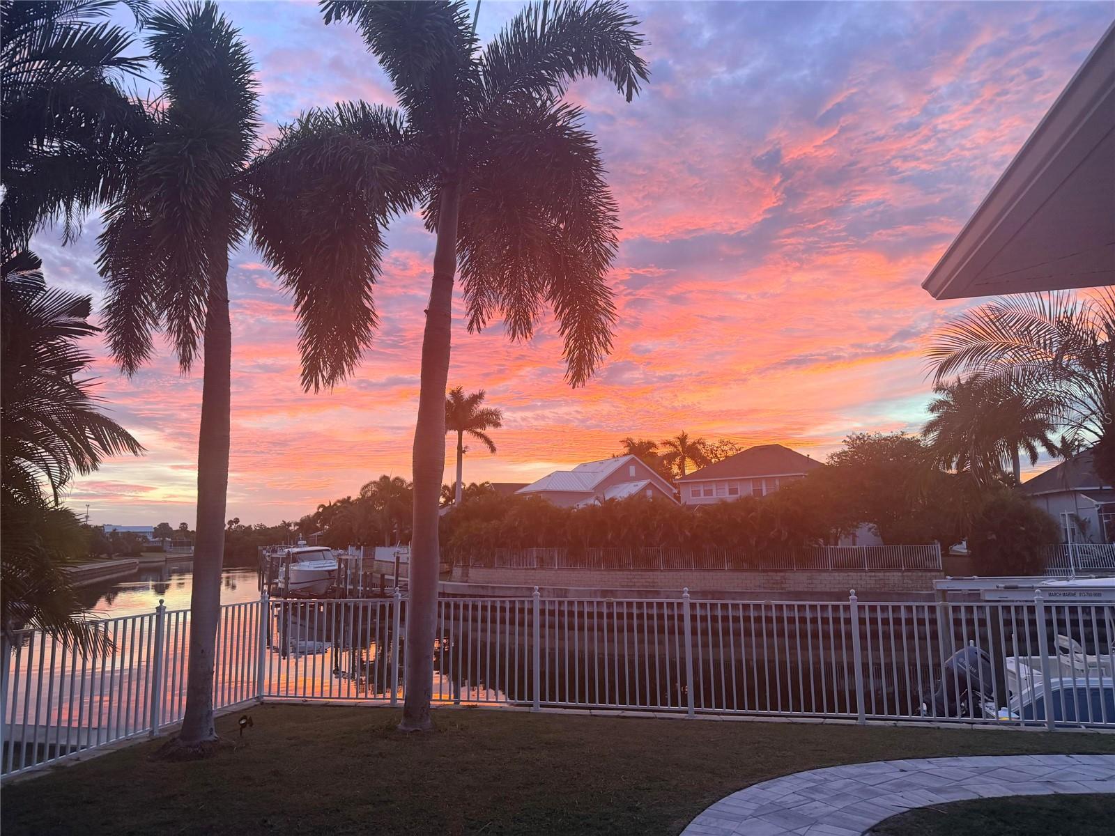 421 ISLEBAY DRIVE