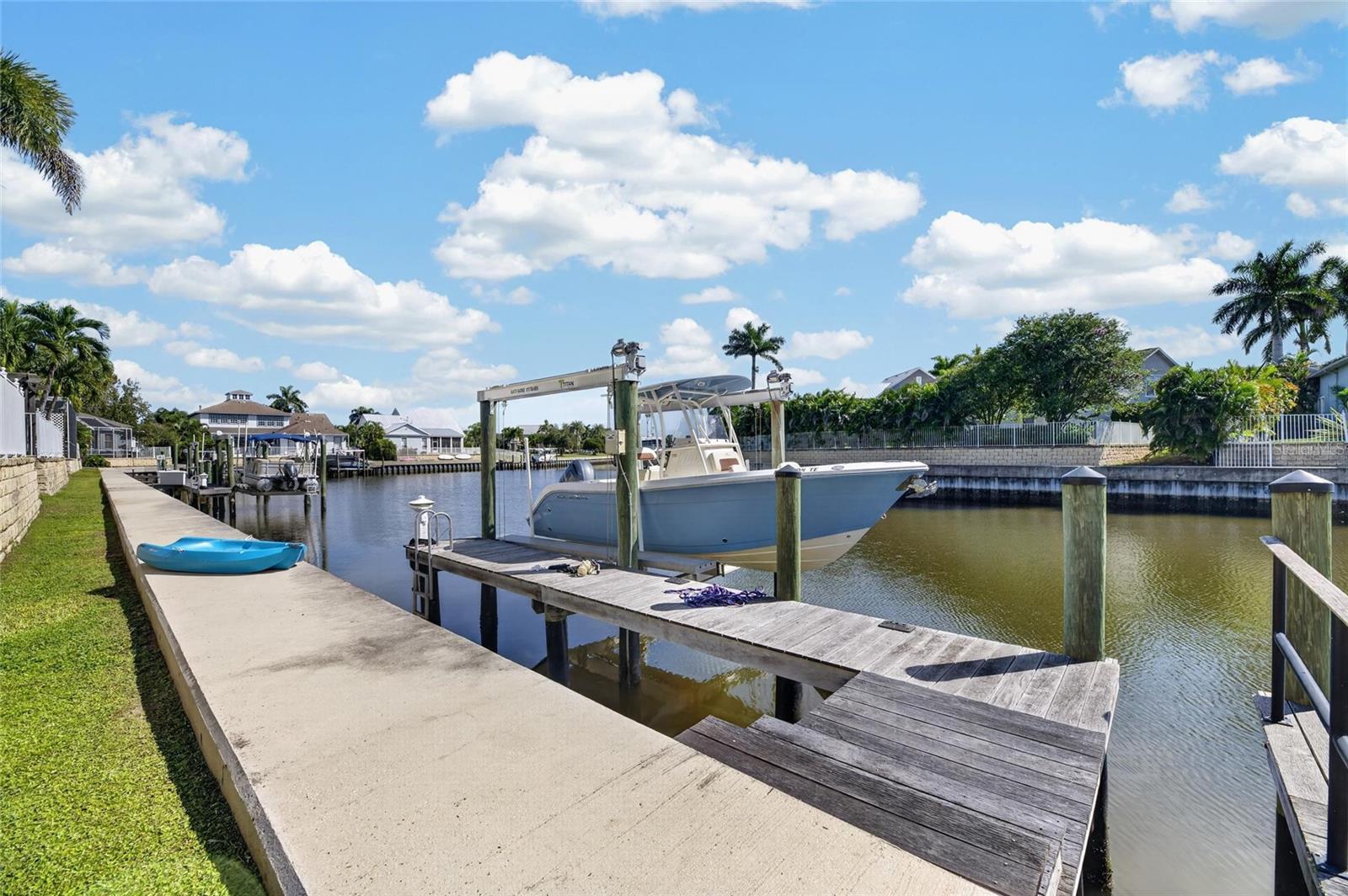 421 ISLEBAY DRIVE