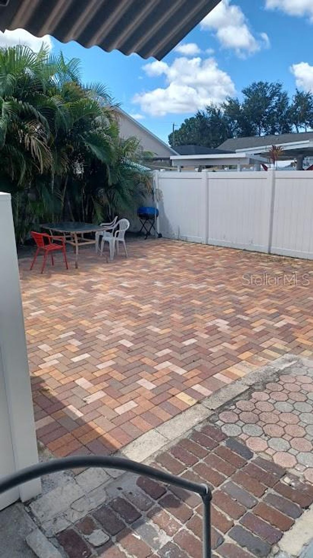 Photo of 2520 W Leroy Street, Tampa, FL 33607 (MLS # TB8433594)