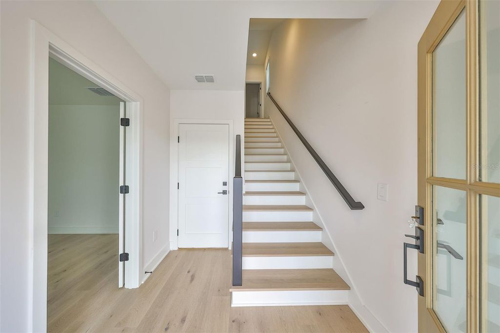 Photo of 1206 W Lemon Street #3, Tampa, FL 33606 (MLS # TB8415228)