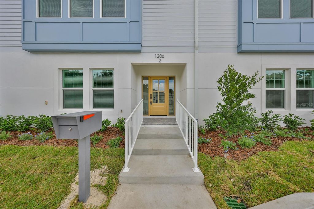 Photo of 1206 W Lemon Street #3, Tampa, FL 33606 (MLS # TB8415228)