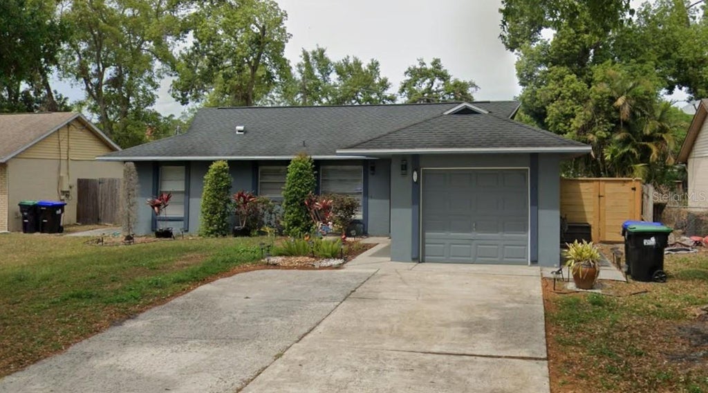 Photo of 2413 Calloway Drive, Orlando, FL 32810 (MLS # O6452580)