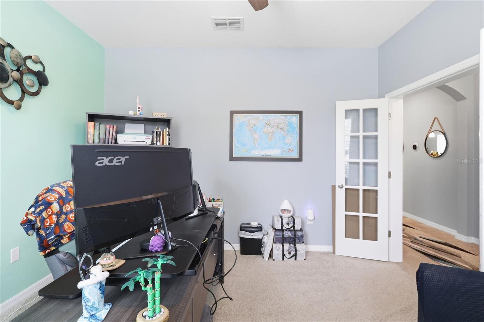 737 E VICTORIA TRAILS BOULEVARD