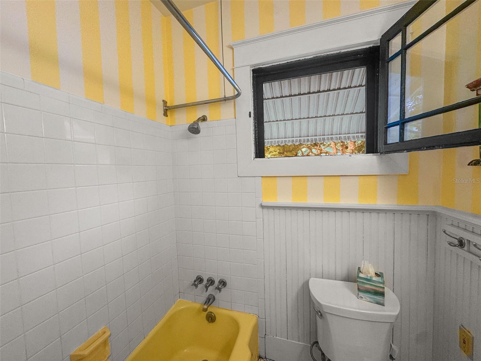 JONES GEO L SUB - Residential