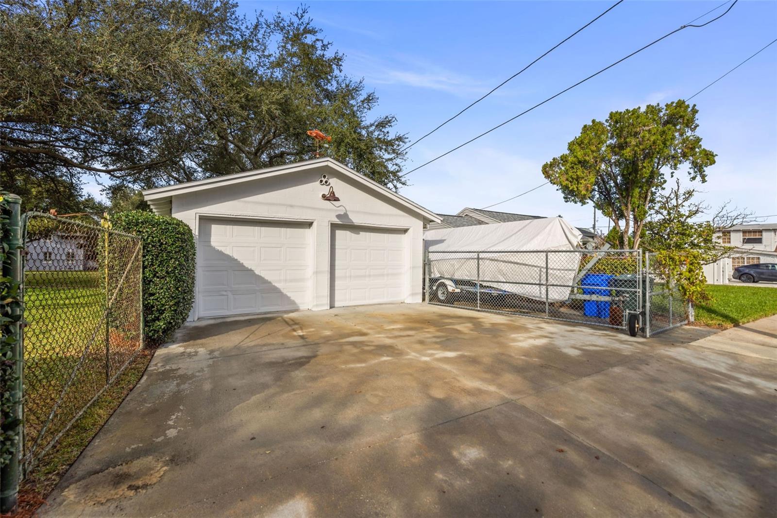 JONES GEO L SUB - Residential