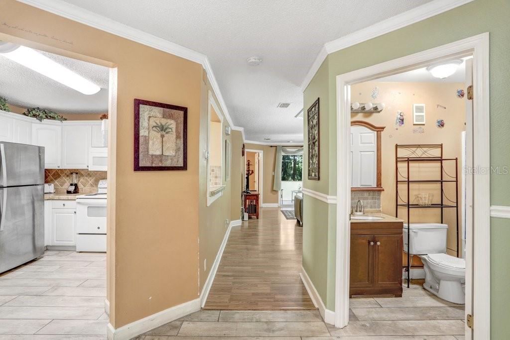 PALM VILLAS CONDO - Residential Lease