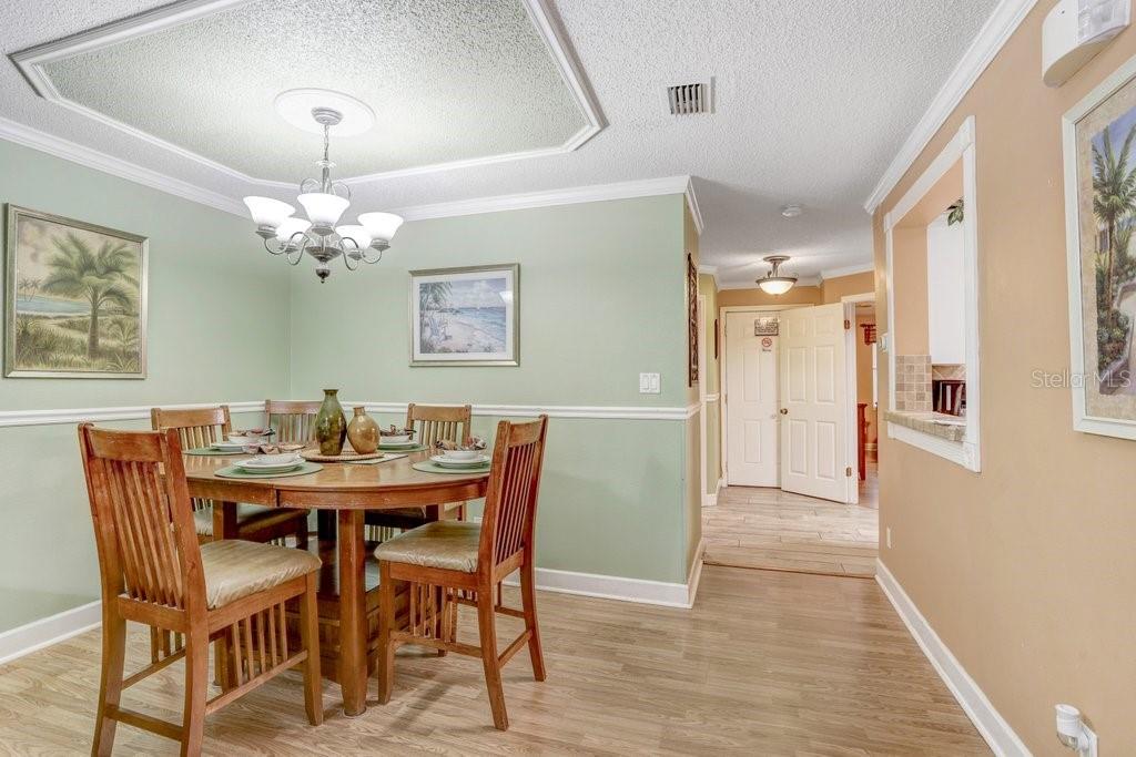 PALM VILLAS CONDO - Residential Lease