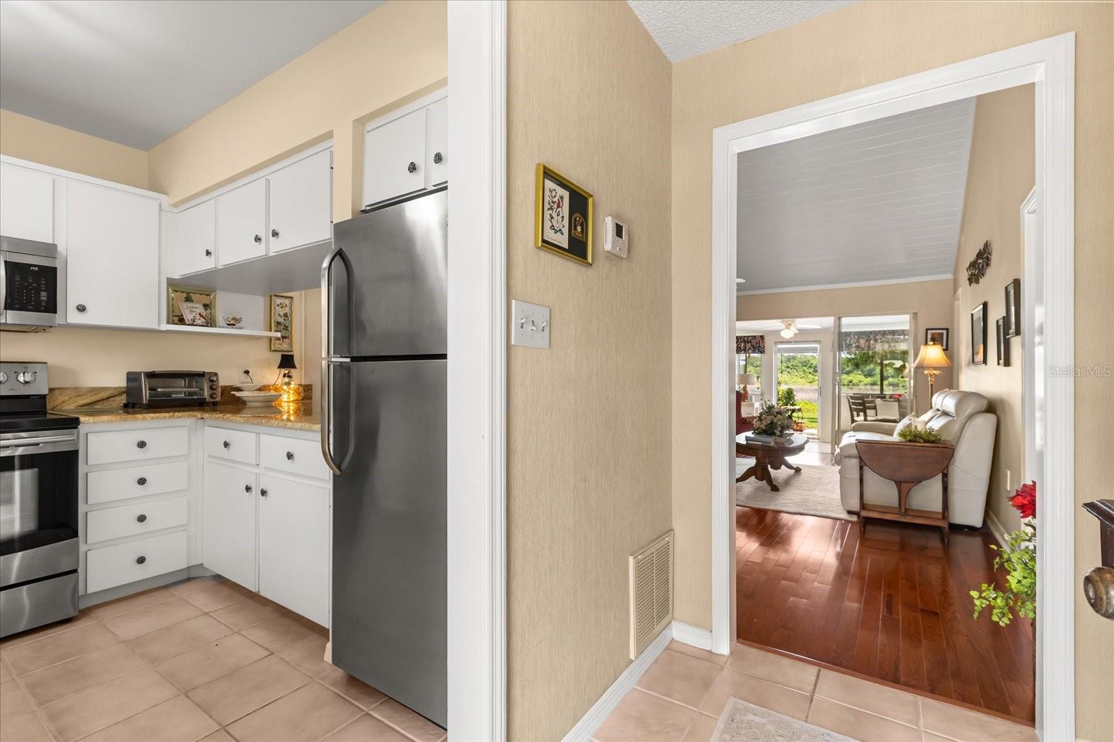 1146 VILLA LANE 101
