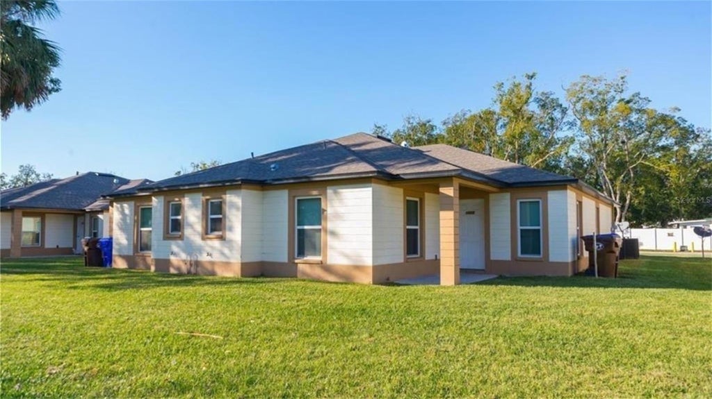 Photo of 1005 King Street, Kissimmee, FL 34741 (MLS # S5151073)