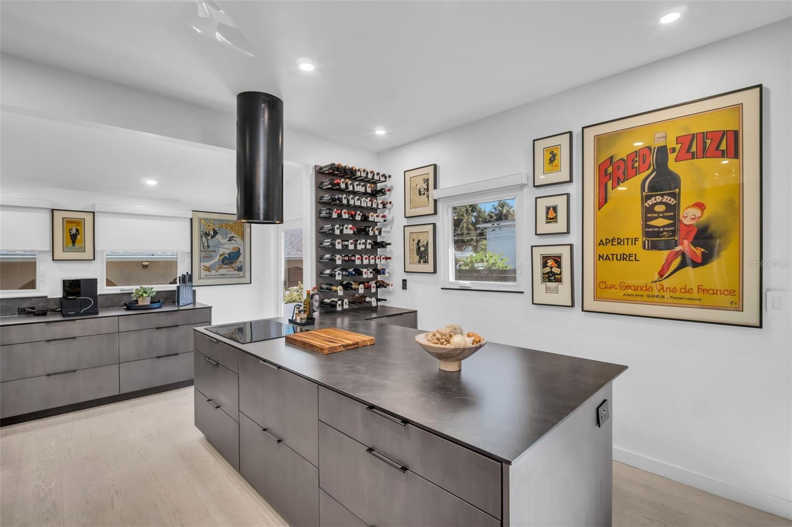 EASLEYS R W ADD - Residential