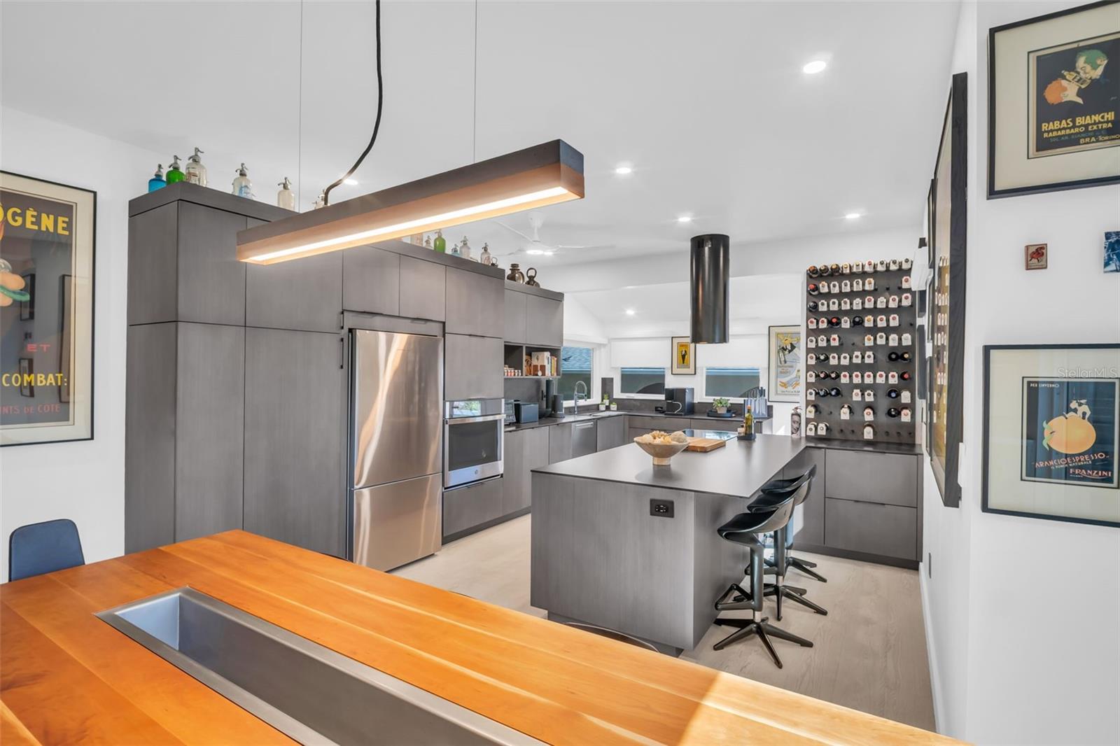 EASLEYS R W ADD - Residential