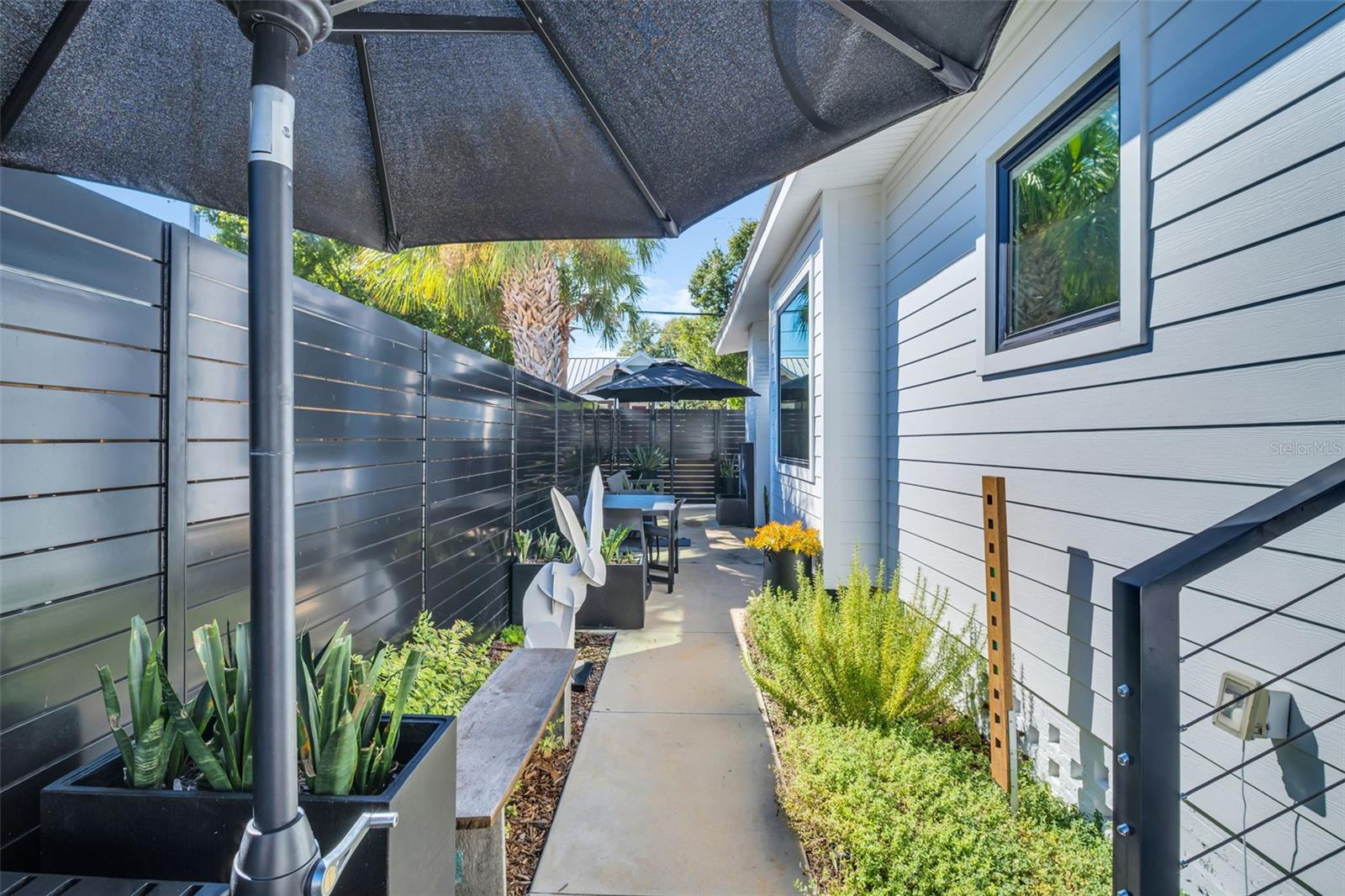 EASLEYS R W ADD - Residential