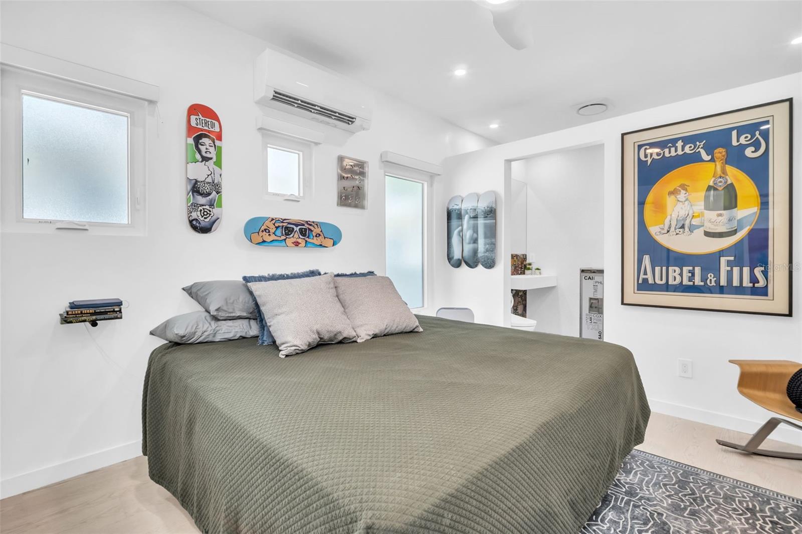 EASLEYS R W ADD - Residential