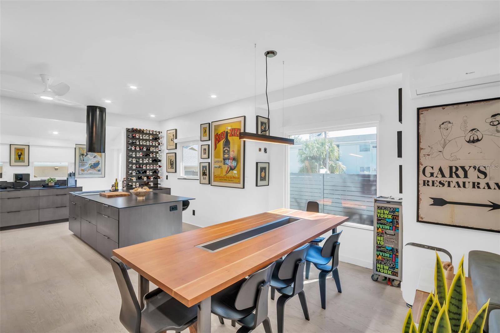 EASLEYS R W ADD - Residential