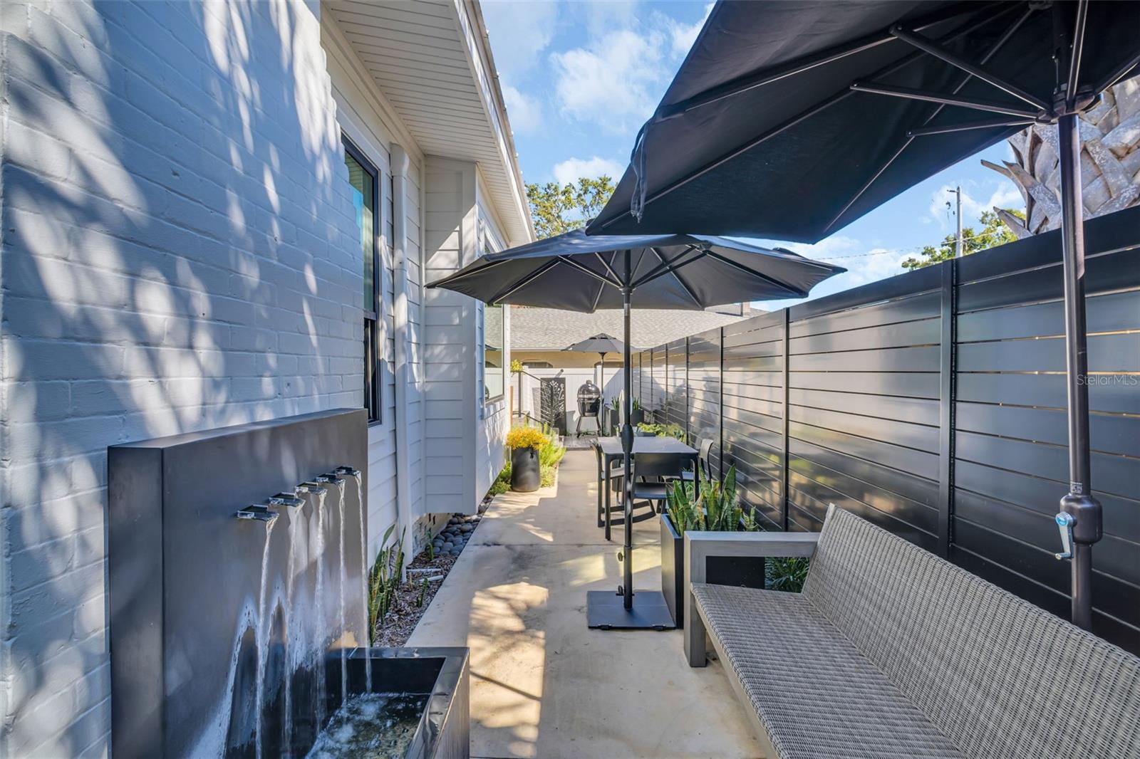 EASLEYS R W ADD - Residential