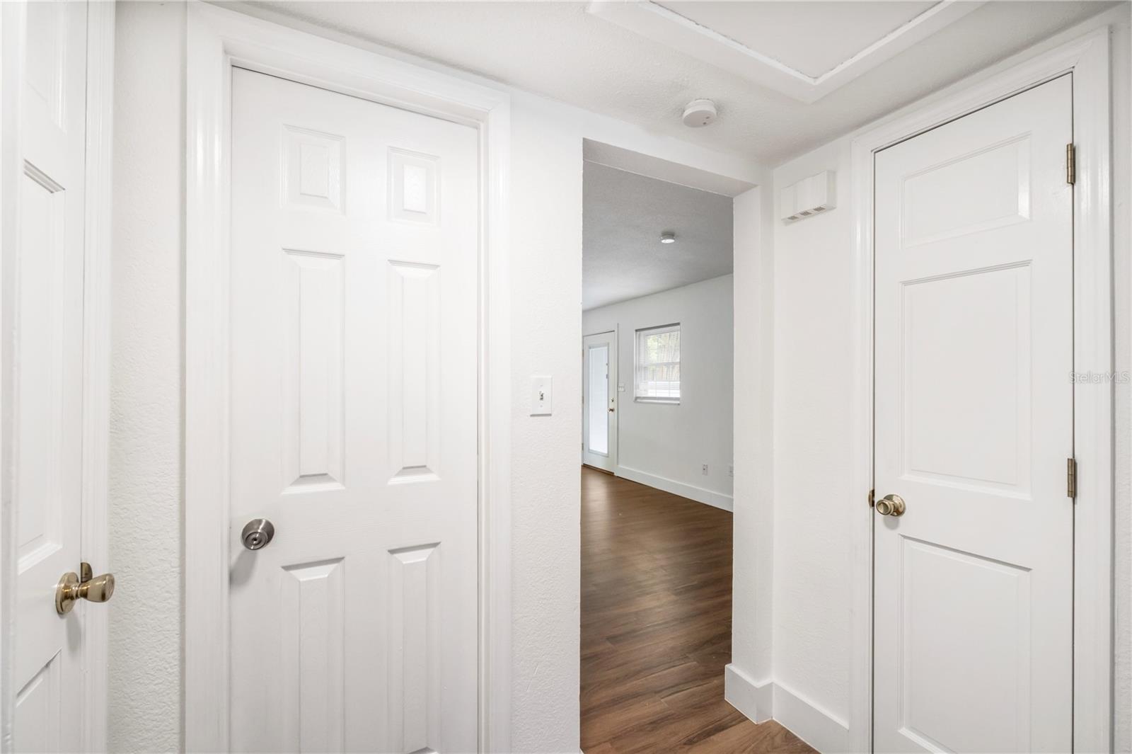 CHEROKEE PARK - Residential Lease