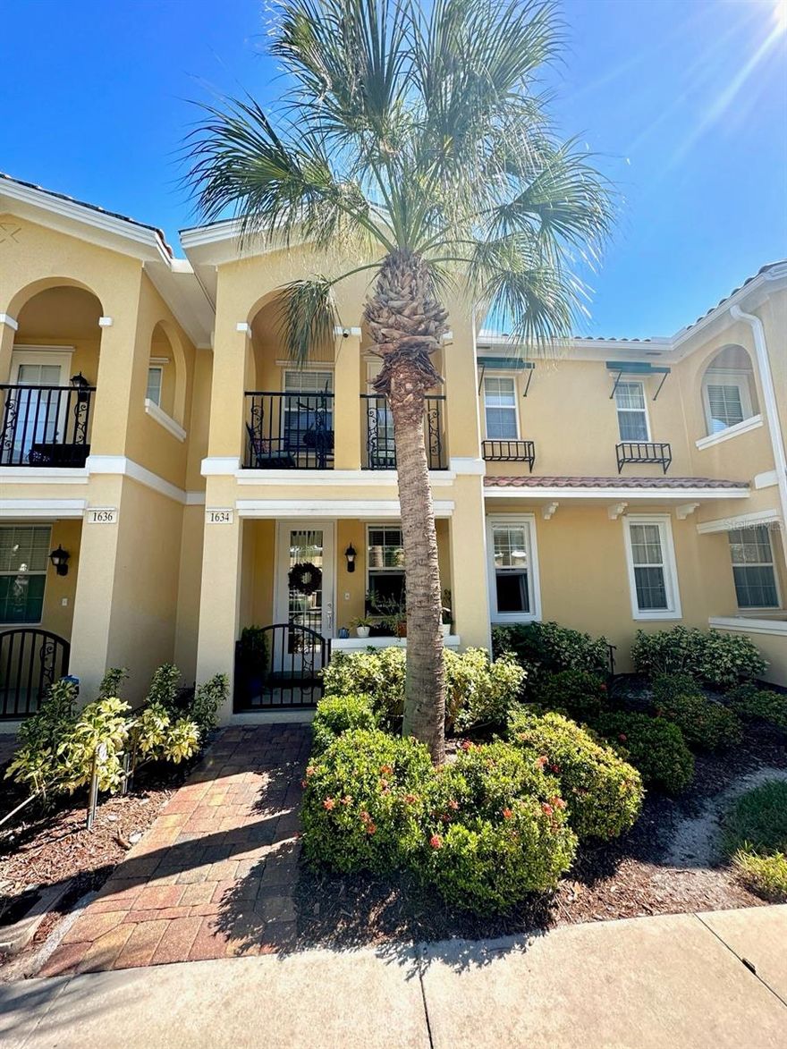 Priced to Sell! Rarely available San Palermo townhouse. This is a 3 bedroom 2 1/2 bath unit with water view and one car garage. The master bedroom has dual sinks, garden tub, separate shower and two large Walkin closets. These townhomes are Extremely well-constructed and are in the best location hands down. Situated between the Fruitville corridor and the University corridor, you will have tons of shopping and restaurants, and you will also be a short distance to Siesta Key Beach, Lido Beach, St. Armands Circle and Downtown Sarasota. The Nanthan Benderson Park is just down the road, here you will find events happening for every season along with rowing competitions. The brand-new Aquarium is being built right next door. It's a lovely community for walking with its charming front porches and balconies in a European style.  Come take a look.
AC 4.5 yrs , and appliances 2.5 yrs. Dog friendly, Great rental.