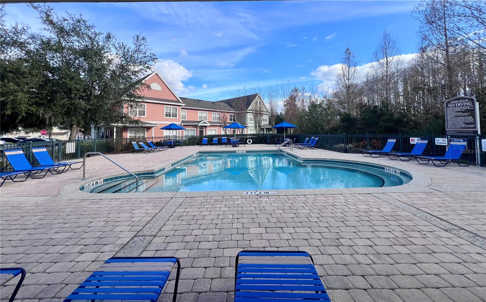 VENETIAN BAY VILLAGES CONDO PHASE 2 CB 7 PGS 26-27 - Residential