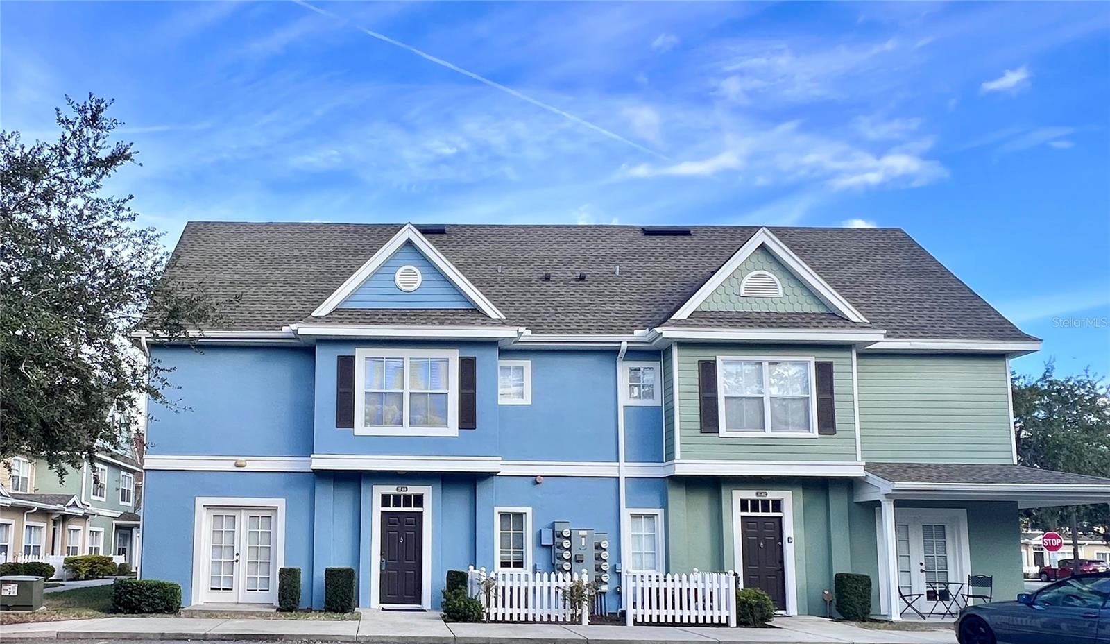 VENETIAN BAY VILLAGES CONDO PHASE 2 CB 7 PGS 26-27 - Residential