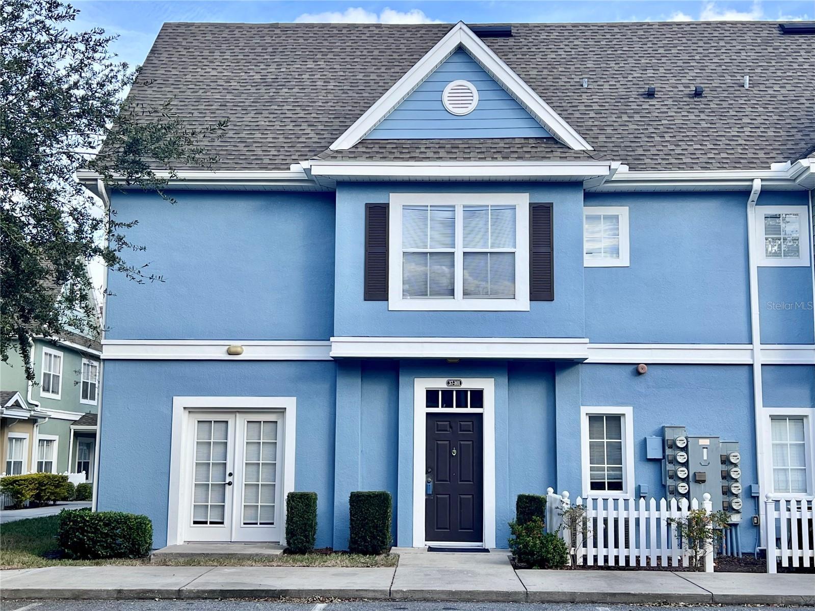 VENETIAN BAY VILLAGES CONDO PHASE 2 CB 7 PGS 26-27 - Residential