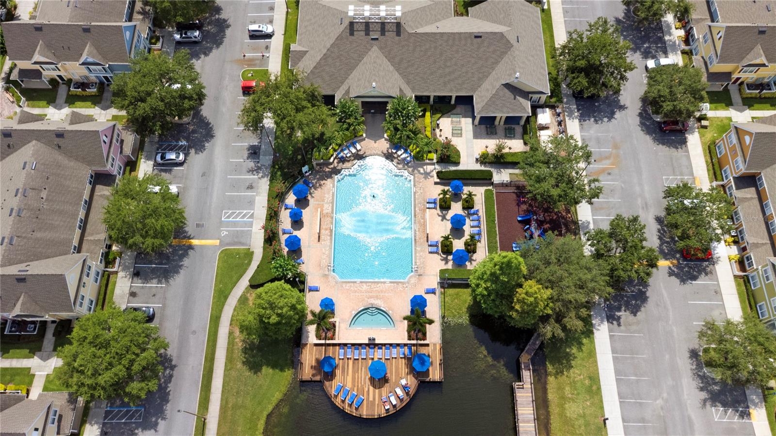 VENETIAN BAY VILLAGES CONDO PHASE 2 CB 7 PGS 26-27 - Residential