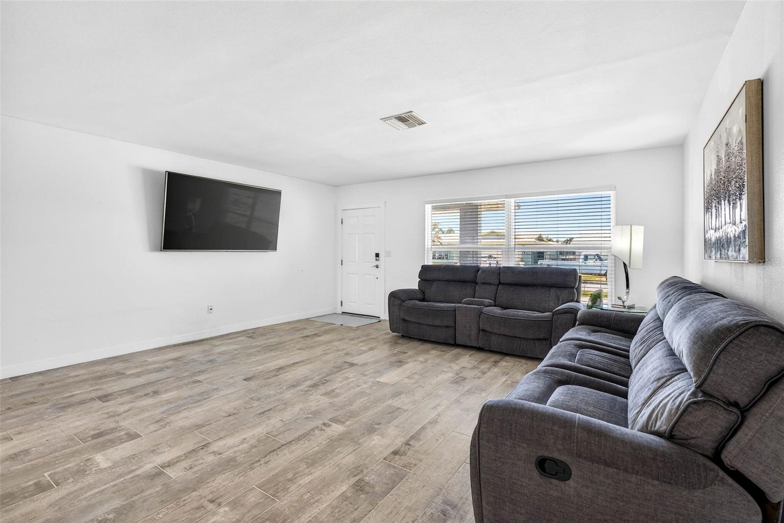 FLOR A MAR - Residential