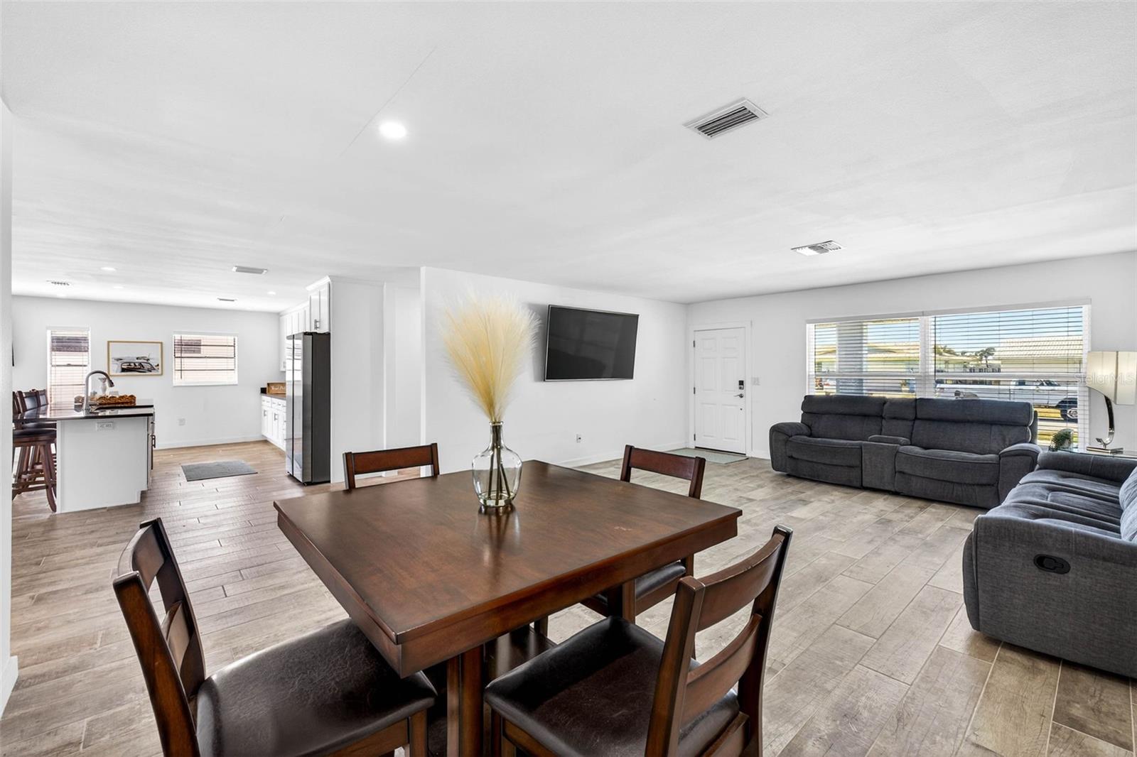 FLOR A MAR - Residential