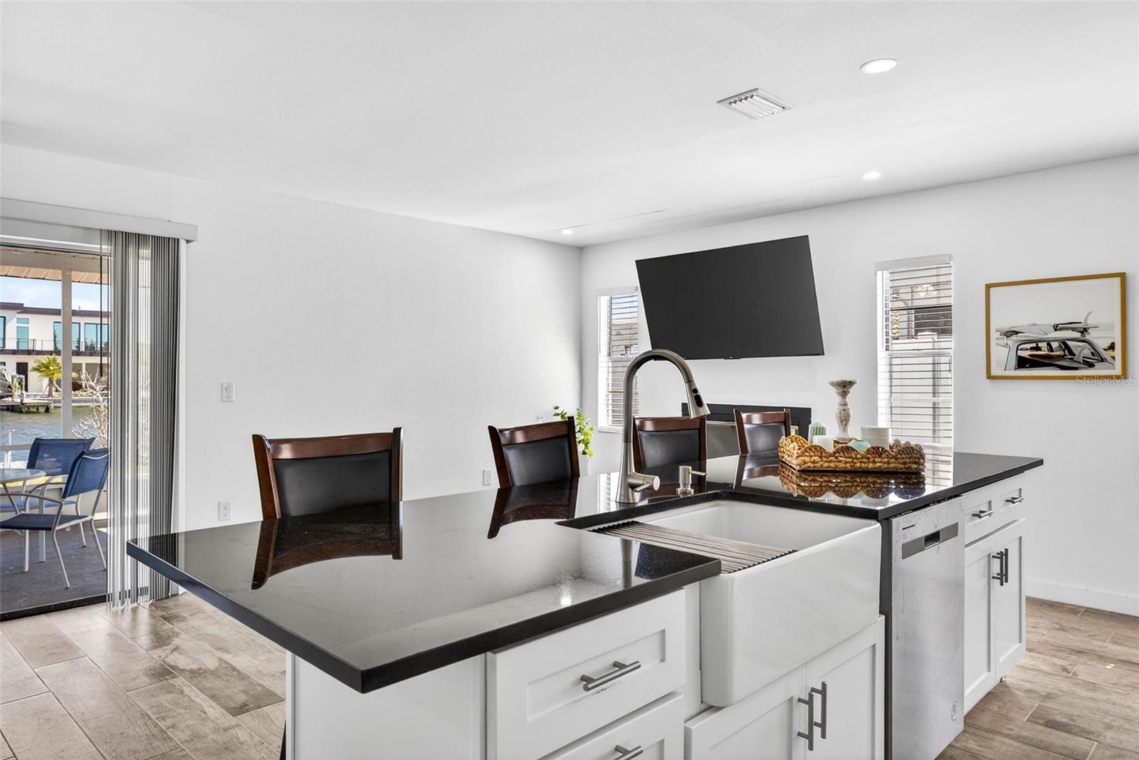 FLOR A MAR - Residential