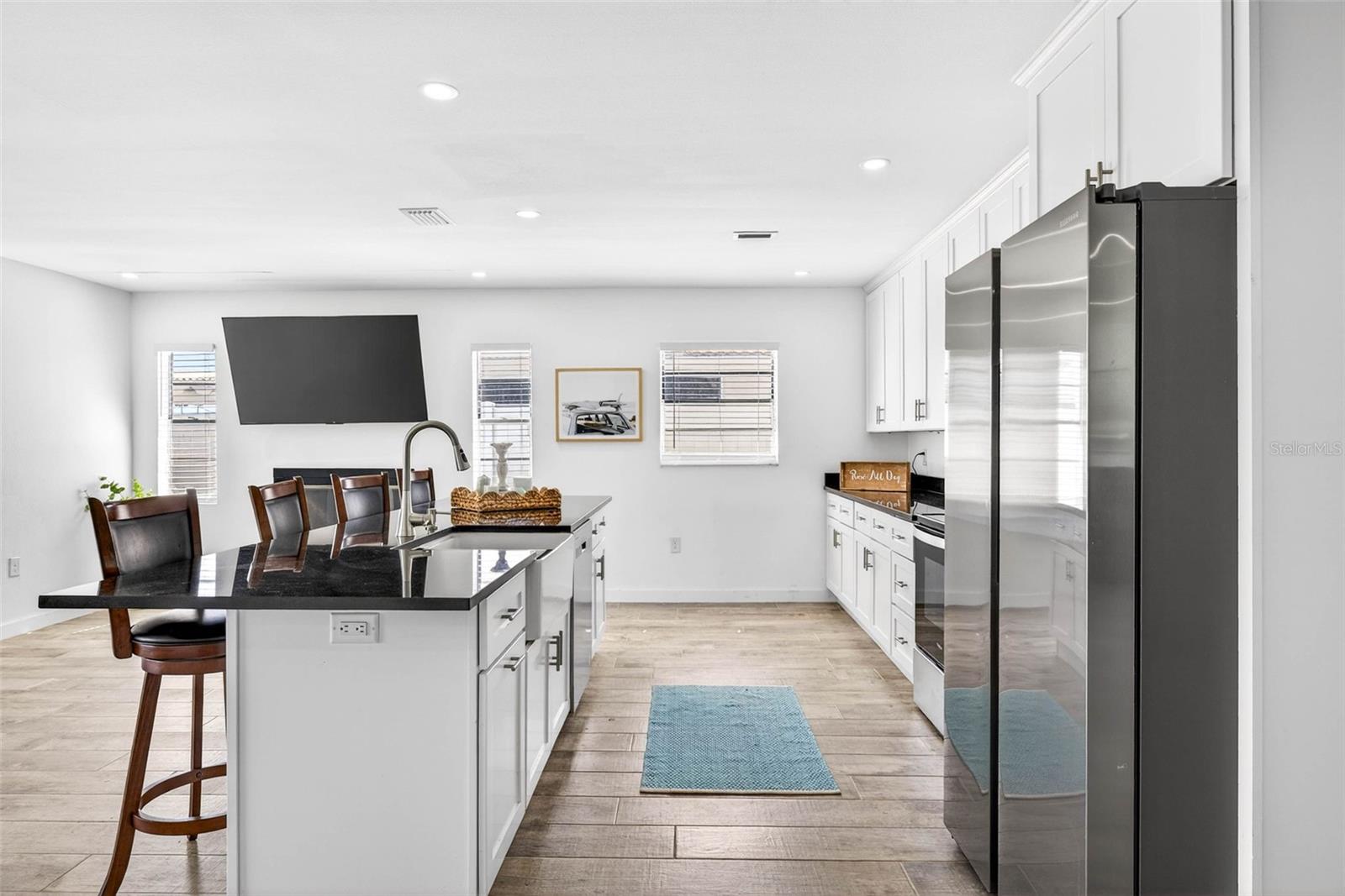 FLOR A MAR - Residential