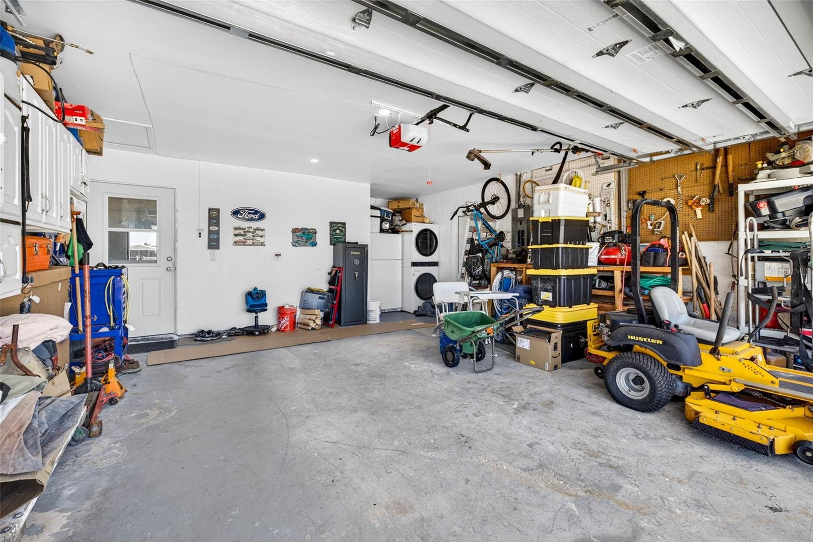 FLOR A MAR - Residential