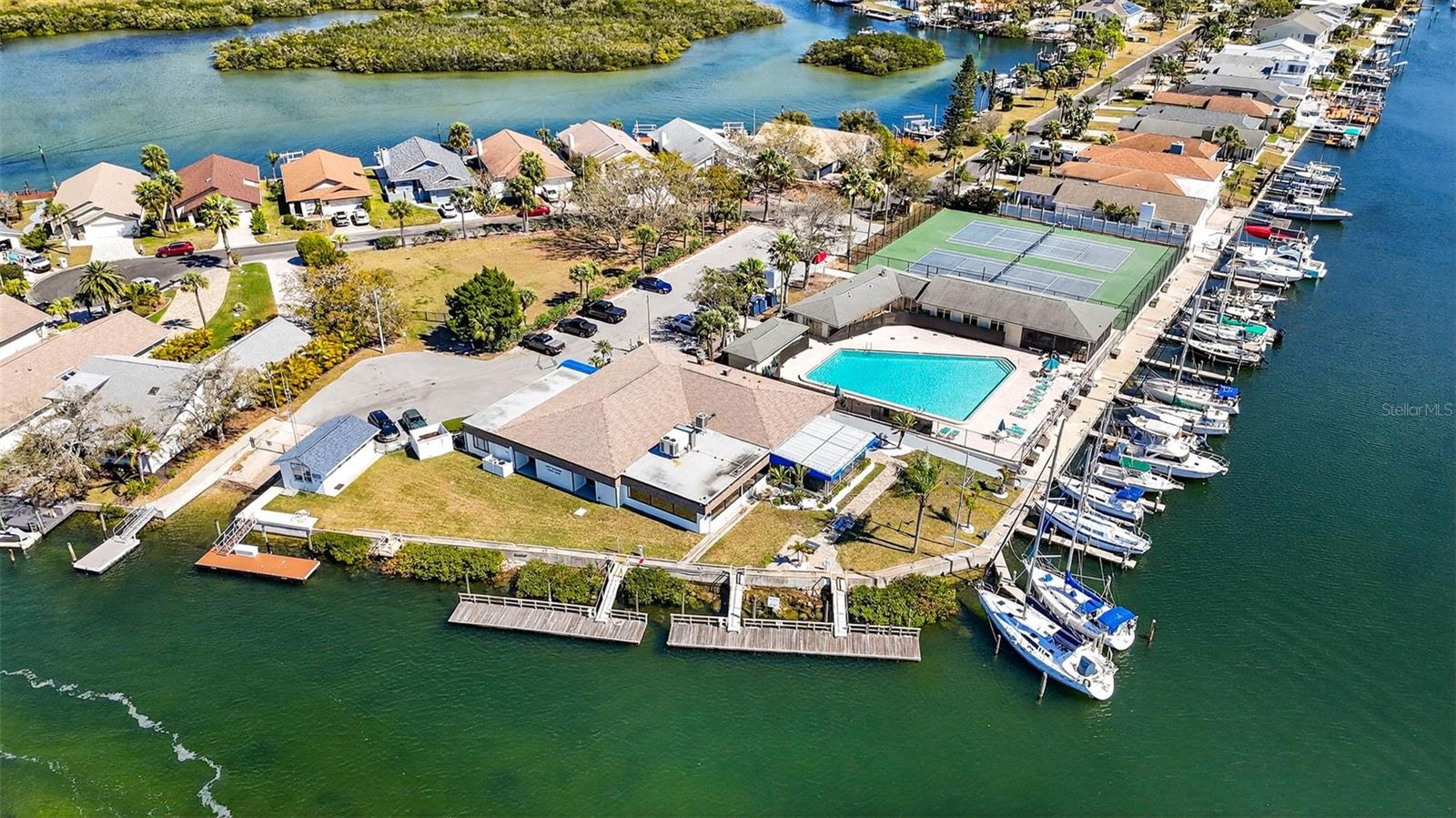 FLOR A MAR - Residential