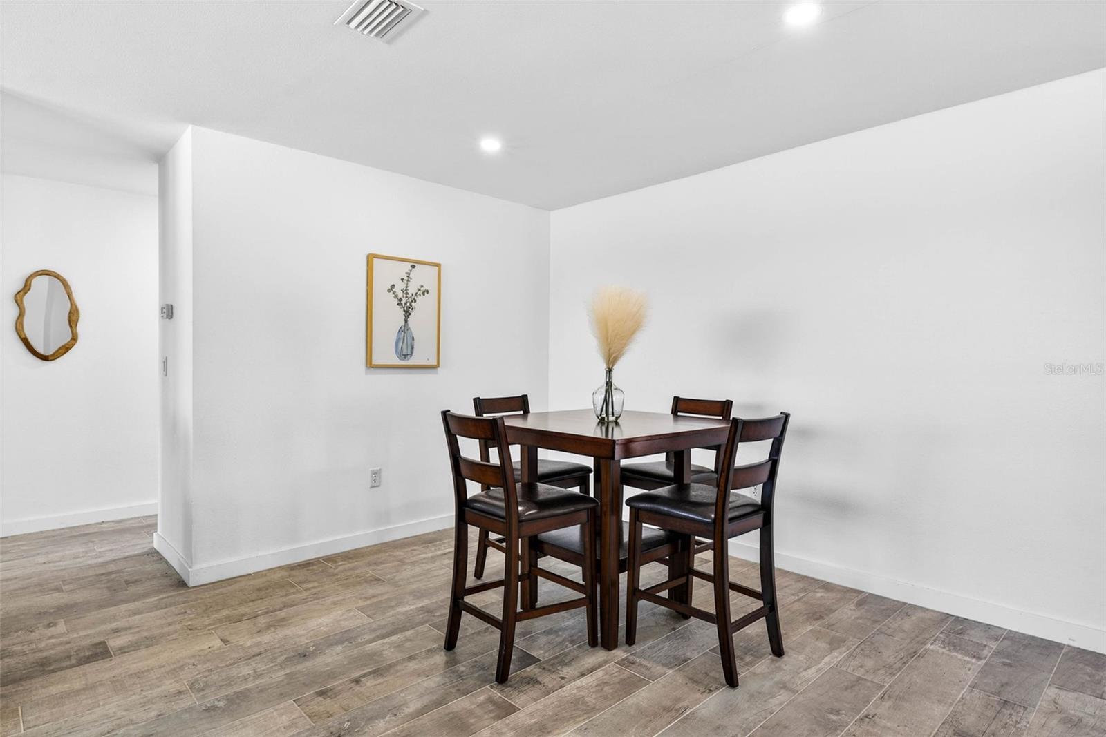 FLOR A MAR - Residential