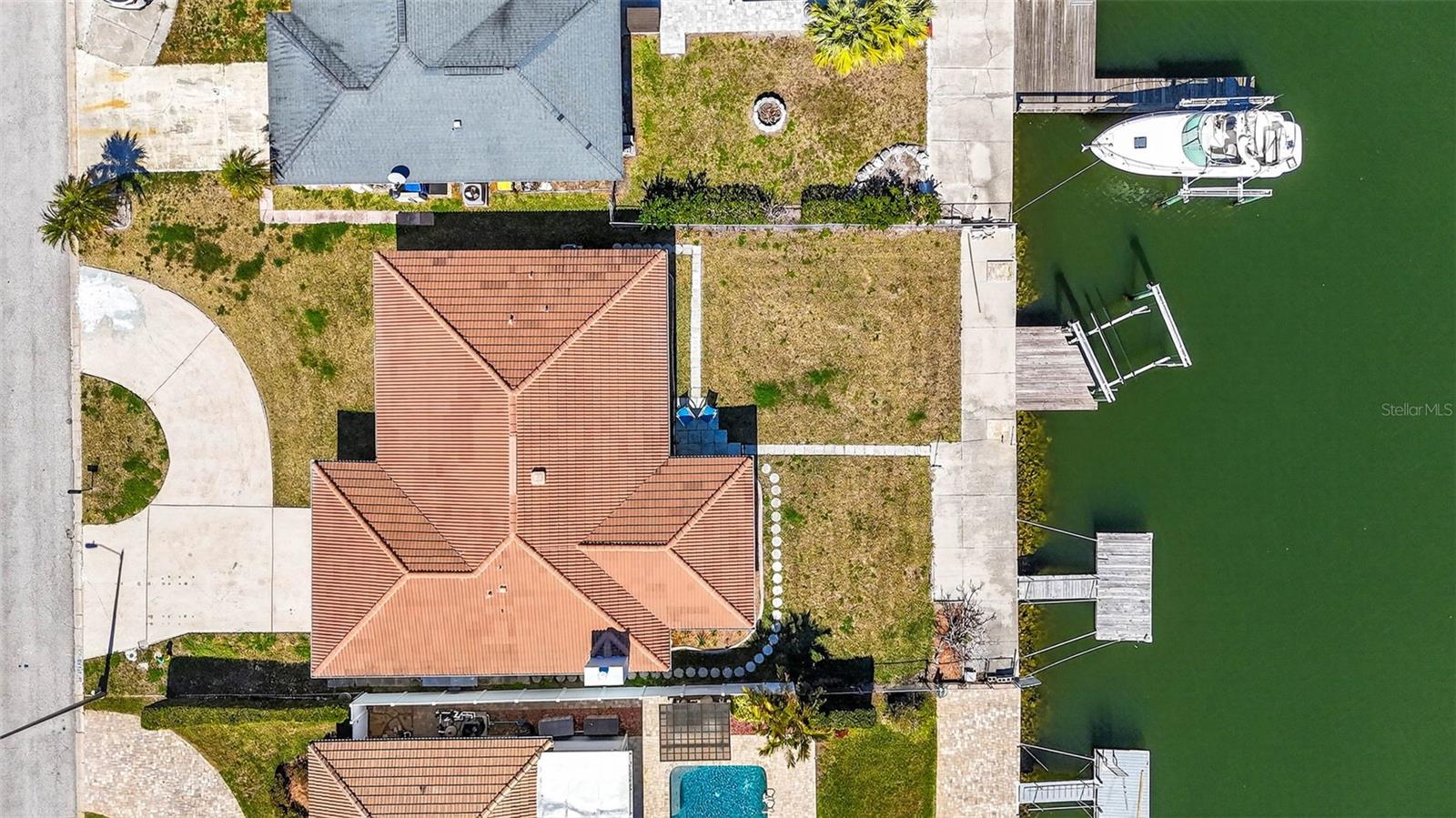 FLOR A MAR - Residential