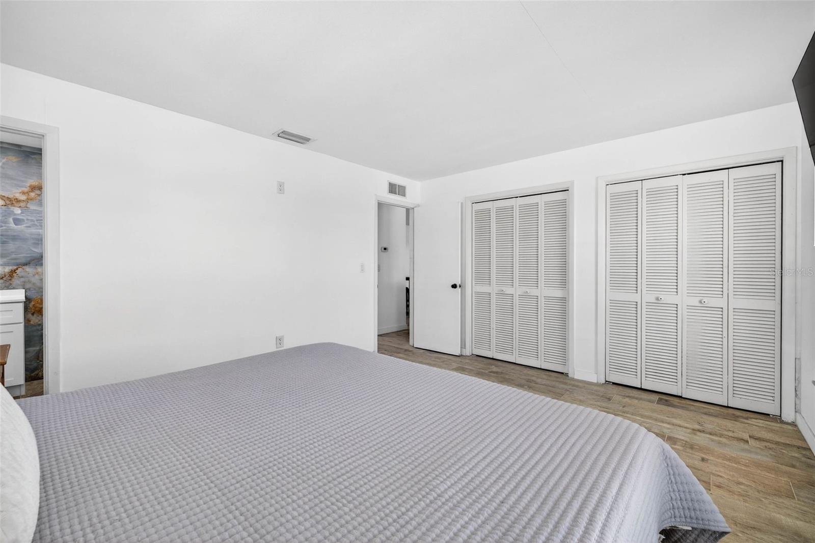 FLOR A MAR - Residential